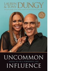 Uncommon: Finding Your Path to Significance: Dungy, Tony, Whitaker, Nathan:  9781414326825: : Books